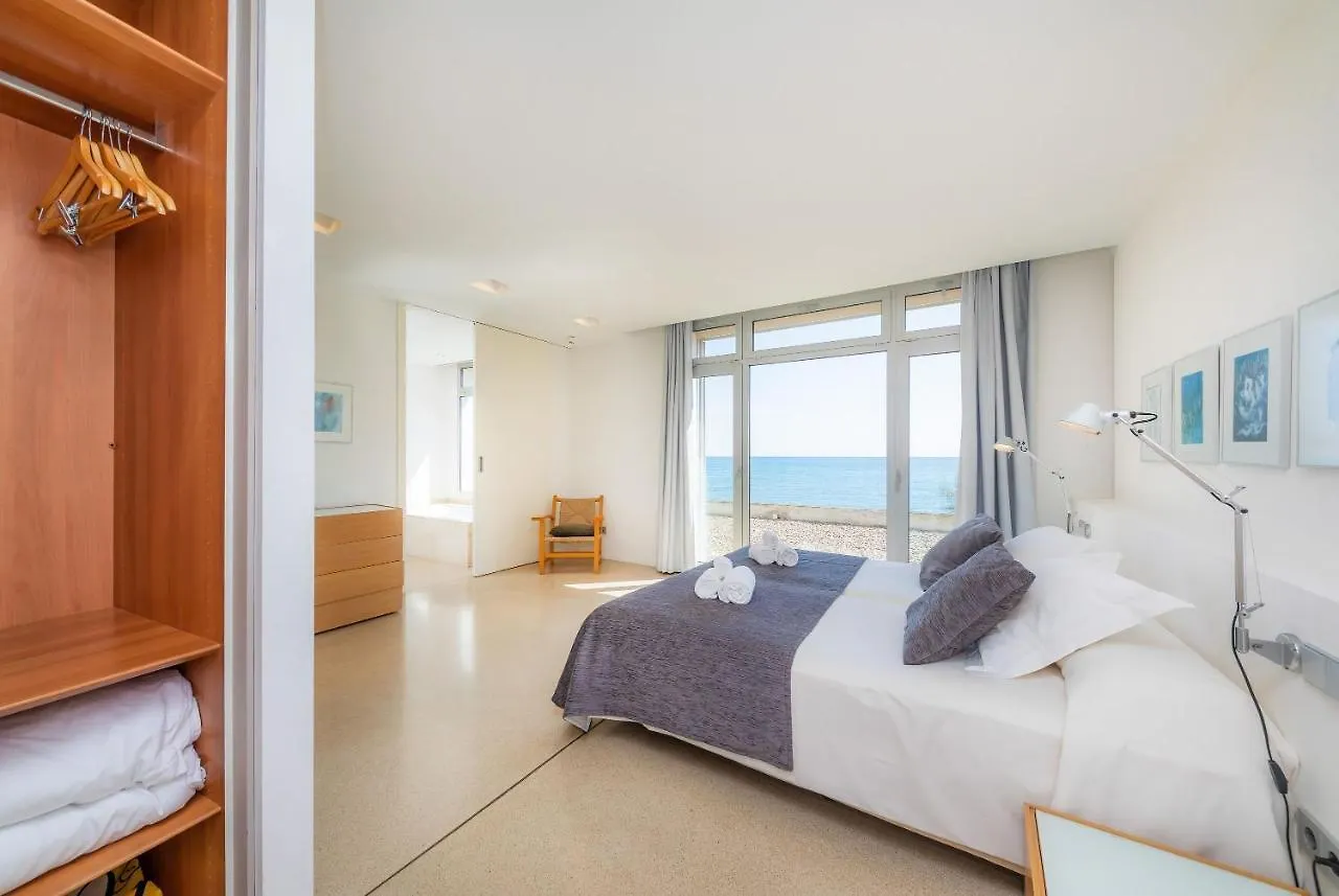 Villa Port Nou Cala Bona  Spanien