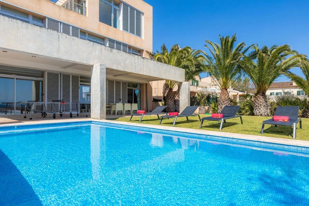 Port Nou Villa Cala Bona